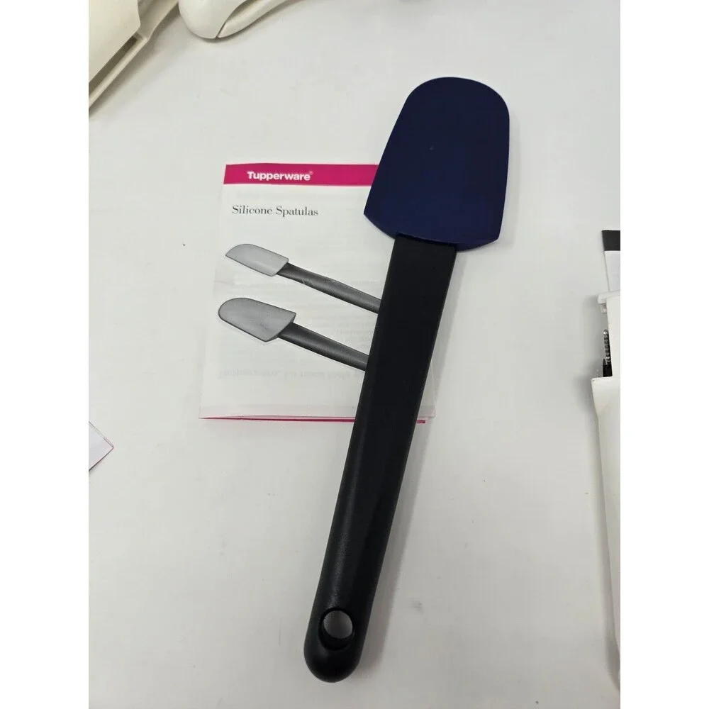 VINTAGE TUPPERWARE KITCHEN TOOLS COOKING UTENSILS CORKSCREW CAN OPENER SPATULA